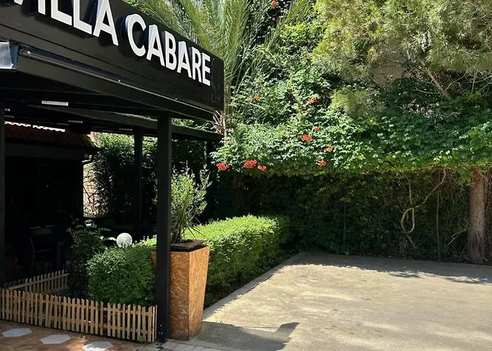Villa Cabare Apartments&Rooms