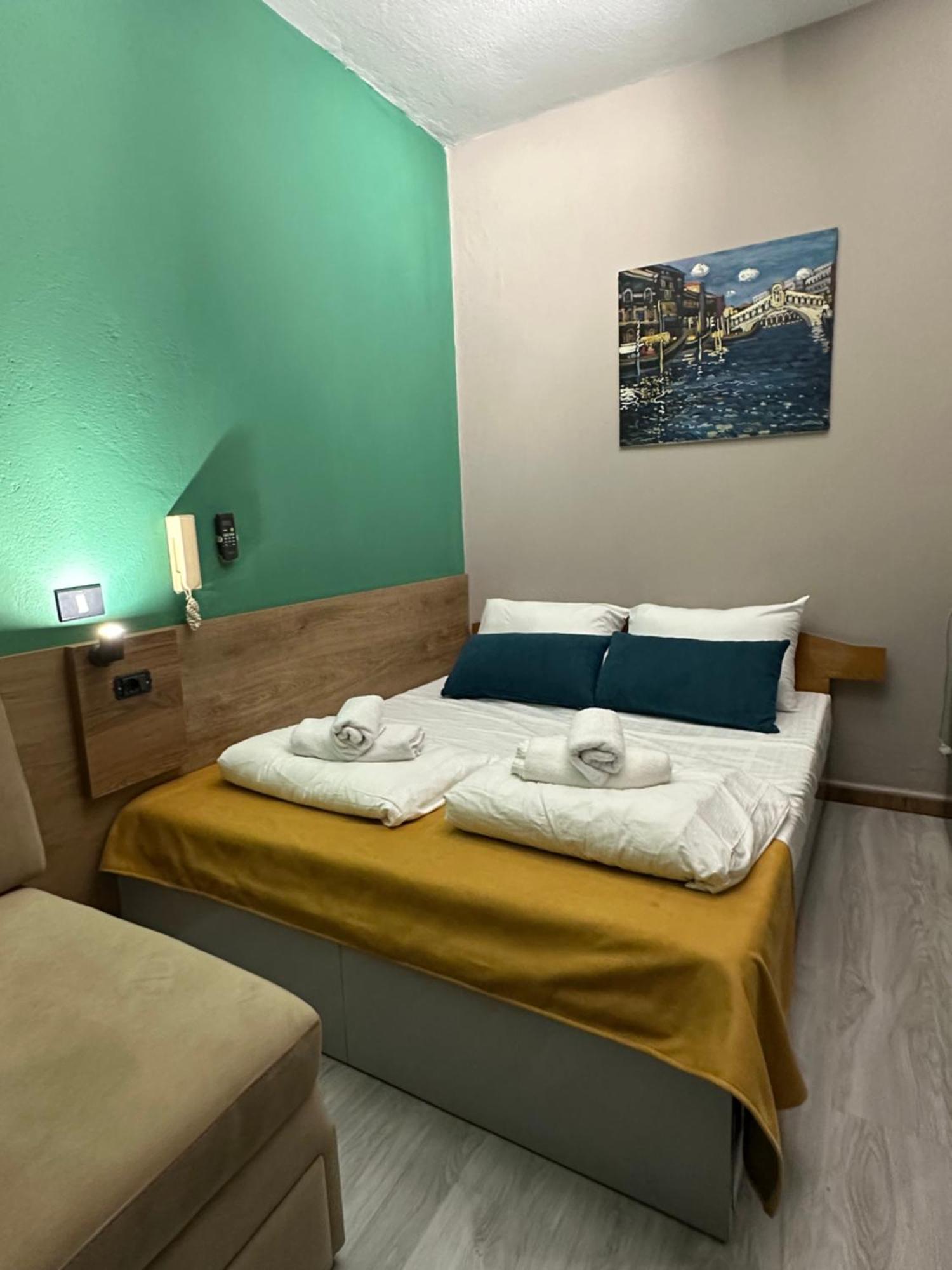 Cabare Apartments&rooms *